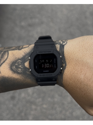 G-SHOCK DW-5600 PRETO