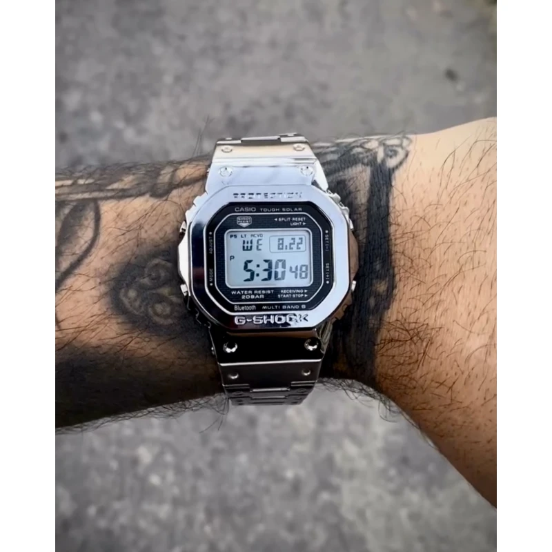 G-SHOCK DW-5600 AÇO PRATA