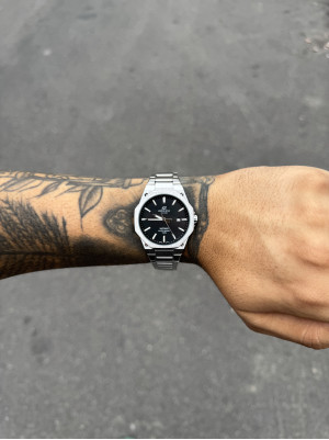 CASIO QUARTZ EDIFICE PRATEADO FUNDO PRETO